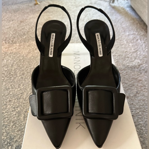 NEW Manolo Blahnik Maysli Buckle Slingback Pointed Toe Pump - Picture 7 of 10